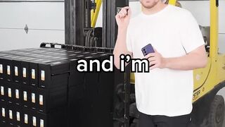 Giving 1000 phones mrbeast
