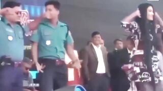 শোক দিবস পালন করা হচ্ছে।