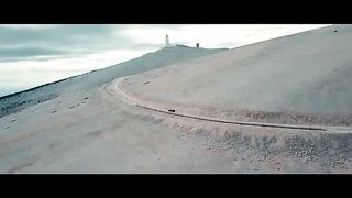 Lost_Sky_-_Fearless_pt._II__feat._Chris_Linton__[Music_Video_Edit](480p).
