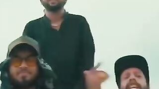 Bengali hip hop song if anyone understands anything please let me know