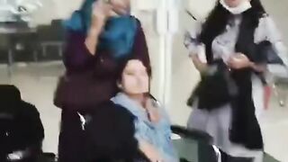 খুলনায় আহত স্টুডেন্ট চিকিৎসা খুলনা মেডিকেলের অবস্থা