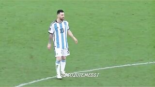 Lionel Messi 8
