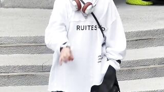 Outfit????