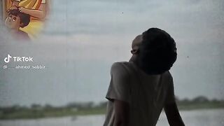 যার কাছে টাকা নেই তার কেউ নেই