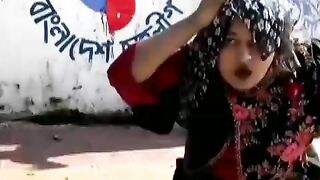 আওয়ামী লীগ কি করতেছে, এটাই আমাদের সোনার বাংলাদেশ