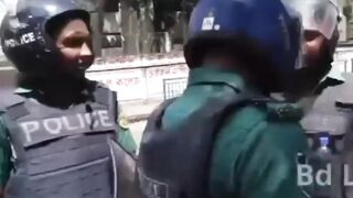 চিনে রাখেন এদের....