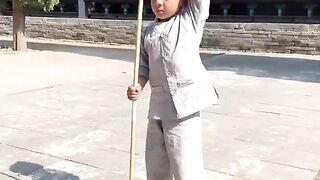 Kung Fu Monk Performing ｜Shaolin Kung Fu-1.