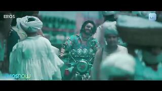 Ranveer Can't Watch His Brother Die  Goliyon Ki Rasleela Ram-Leela  Ranveer Singh & Deepika
