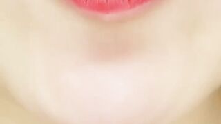 girl eating asmr sound clips #1