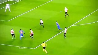 Messi Reaction on Nemars skill????