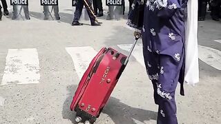 girl in Bangladesh quota movement