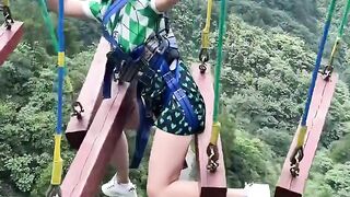 Let's see what the Chinese girl did 2