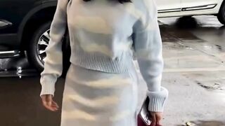 Sunny Leone and Malaika Arora Spotted Airport Viral Masti Bollywood