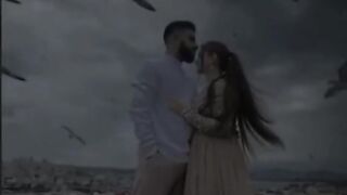 Status song