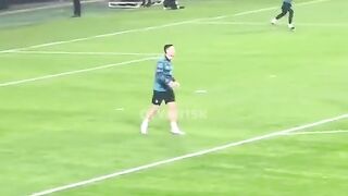 Thanks bg dodo???? karna pertunjukan mainan sepakat bola yg indah
