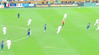 EMI MARTINEZ SAVE MOMENT