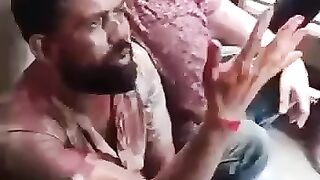বাংলাদেশ ছাত্রলীগের মাইর খাওয়ার ভিডিও