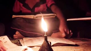 আলোর পদিব জালি লেখা পাড়া টা কতো মজার ব্যাপার