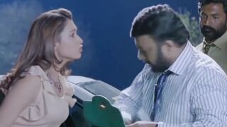 #sauth #bollywoodmovie #southindianmovie #southmovie #viralmovie #movieclip #south #SuperHits #akasraful