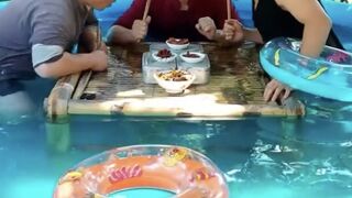 Funny With Food Eating | Hindi Dubbing Video