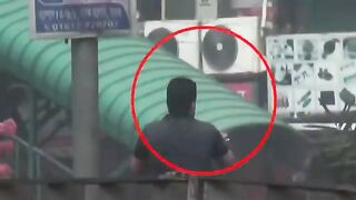 আওয়ামী সন্ত্রাসের শেষ কোথায়?