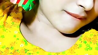 কলমের কালি বাহিরে ফেলে দিয়েন না।