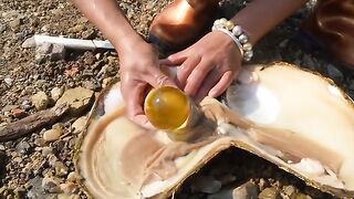 A_golden water treasure