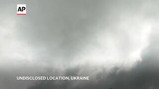 Zelenskyy displays Ukraine's new F16 fighter jets to combat Russia.