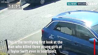 Chilling new video shows Southport ‘knifeman’ stalking streets moments before killing 3 .