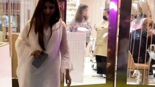 Sshura Khan spotted outside salon in Bandra #sshurakhan #short #shorts #trending #viral #bollywood #viralshorts