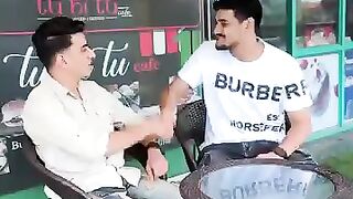 Free ka party????????.Funny video.