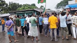 থুবড়ে বিজয় মিছিল এবং মিষ্টি বিতরন