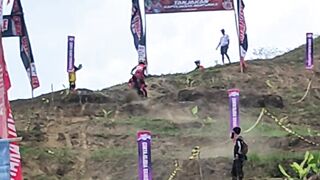 Motor trail trabas