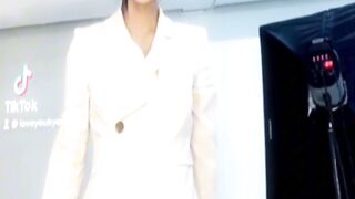 Cute Chinese Girl Dance