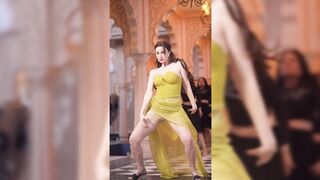 Indian Girl Giorgia Dance