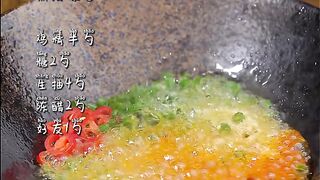 When the weather is , I like this kind of dish that can be eaten by mixing it