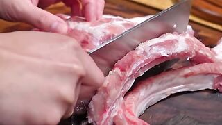 Traditional sweet and sour spareribs without soy sauce, simple and delicious seasoning