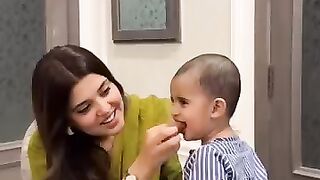 kanwalaftab_#shortsviral(360p).