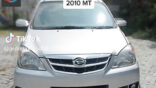 xenia xi 2010