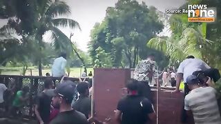 How People Looted Prime Minister Sheikh Hasinas House