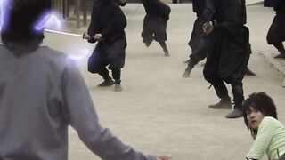 WizardSub - Den-O Bogel pertama_Momotaros merasuki Ryoutaro kecil___kamenriderdeno(HD).