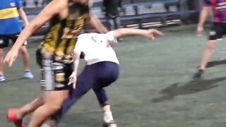 Funny football ???????? emotional player..