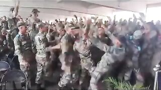 স্বাধীন বাংলাদেশে আর্মিদের ডান্স ????????????