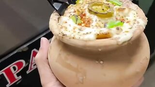 What’s your favourite street food in Karachi_ #foodshorts #foodstagram #food #frenchfries #cheesy