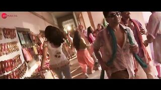 Holiyaan - Vedaa  John Abraham & Sharvari  Nikhita Gandhi, Asha Sapera, MC Square, Yüva, Arushi K