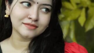 Viral  Actress