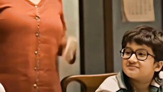 Hotel ka khana Maa k hth ka khana ...#emotional