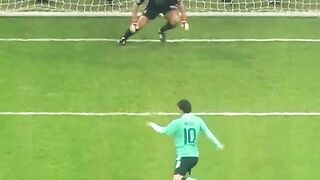 Funny penalty kicks 3