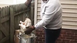 Frying a Turkey - Wait for end