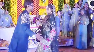 marriage dance with Bangladesh